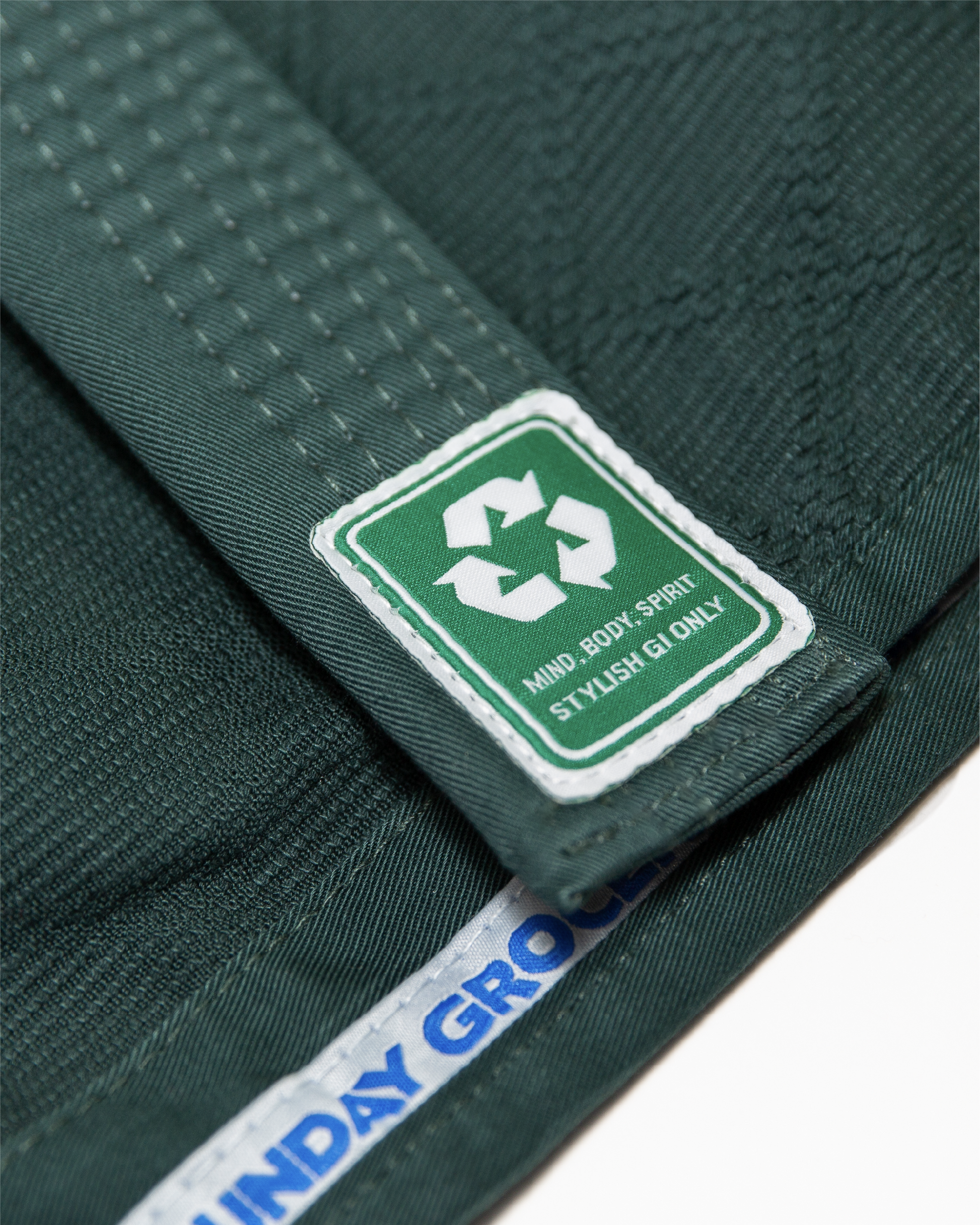 SUNDAY CORNED CAN DARK GREEN