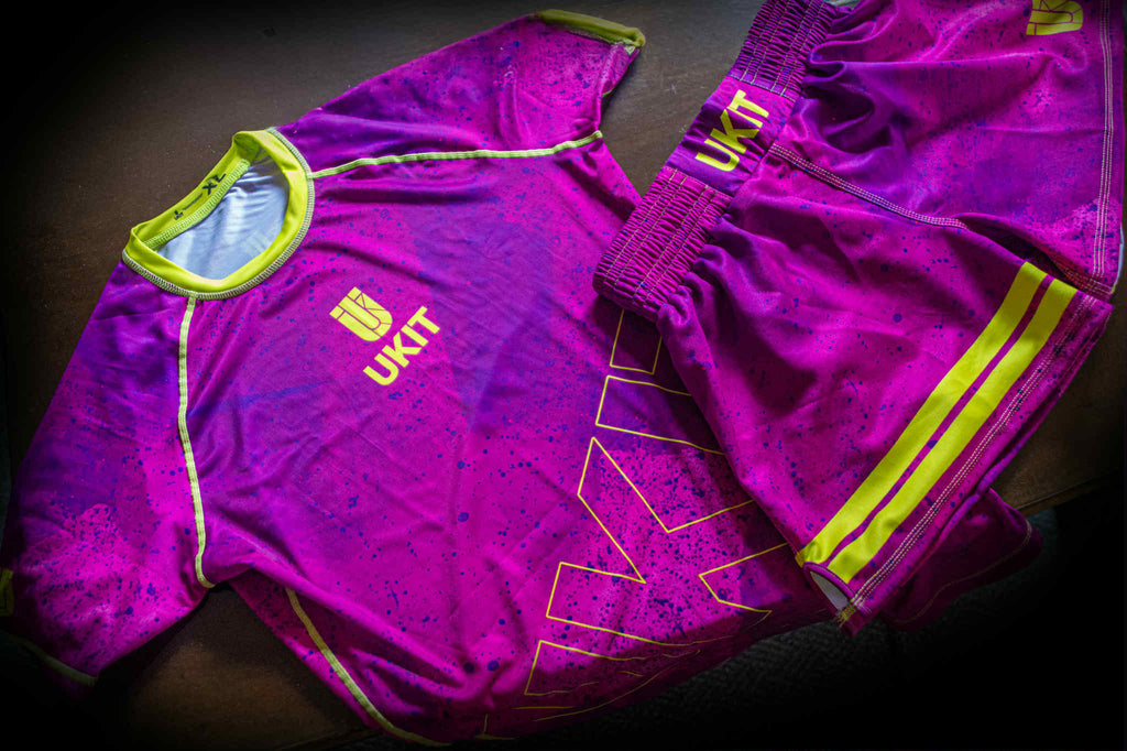 UKIT ELECTRIC PLUM RASHGUARD