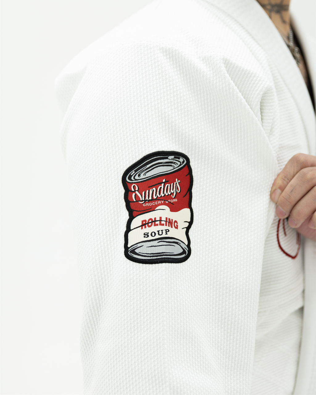 SUNDAY TOMATO CAN WHITE