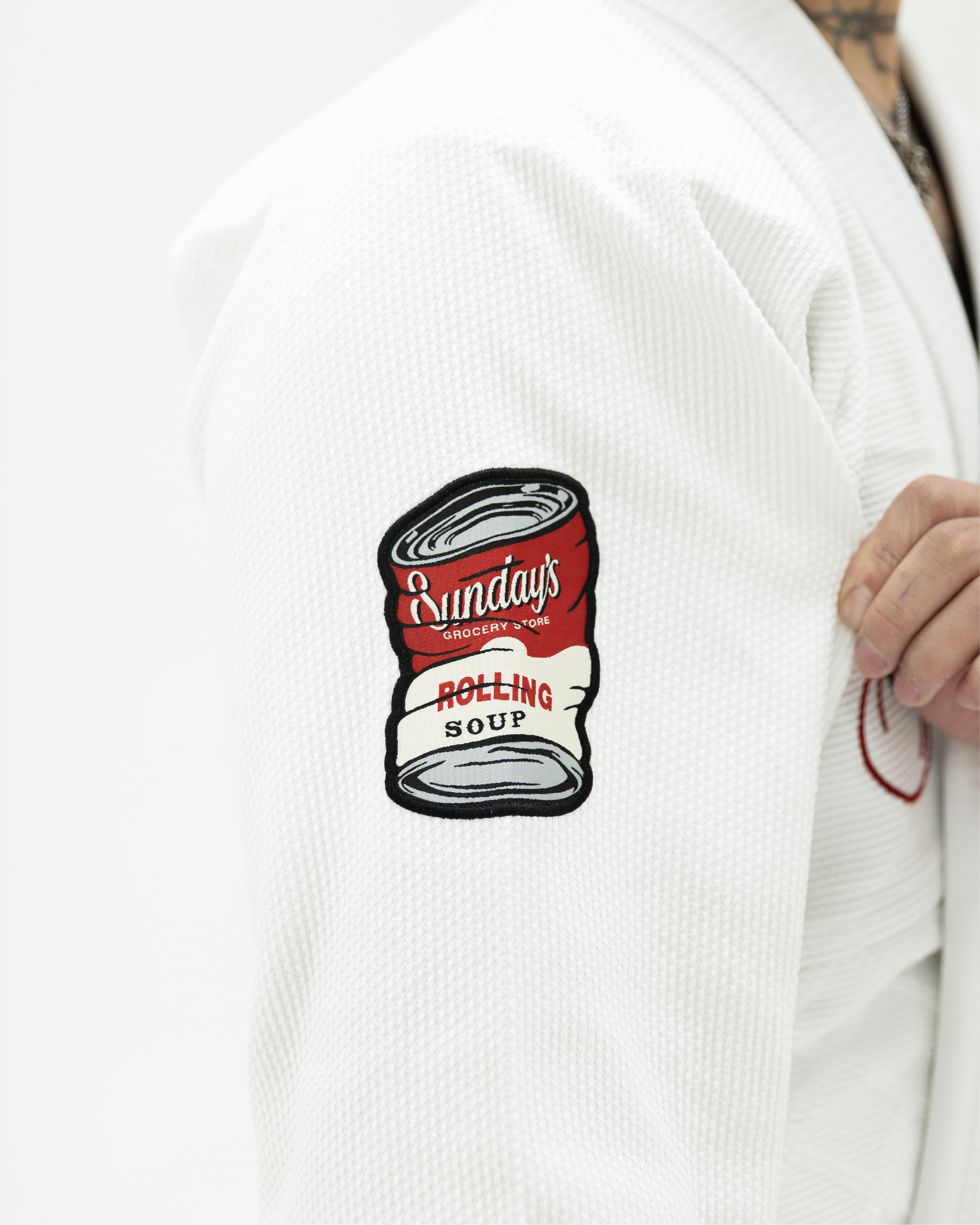 SUNDAY TOMATO CAN WHITE