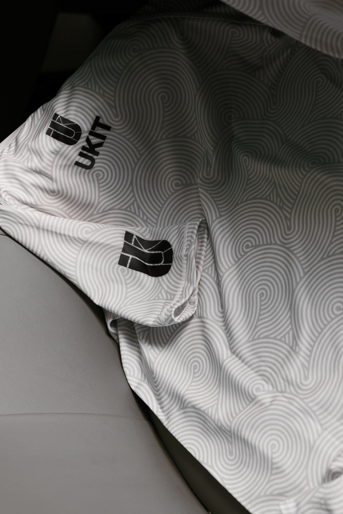 WHITE FLOW RASHGUARD